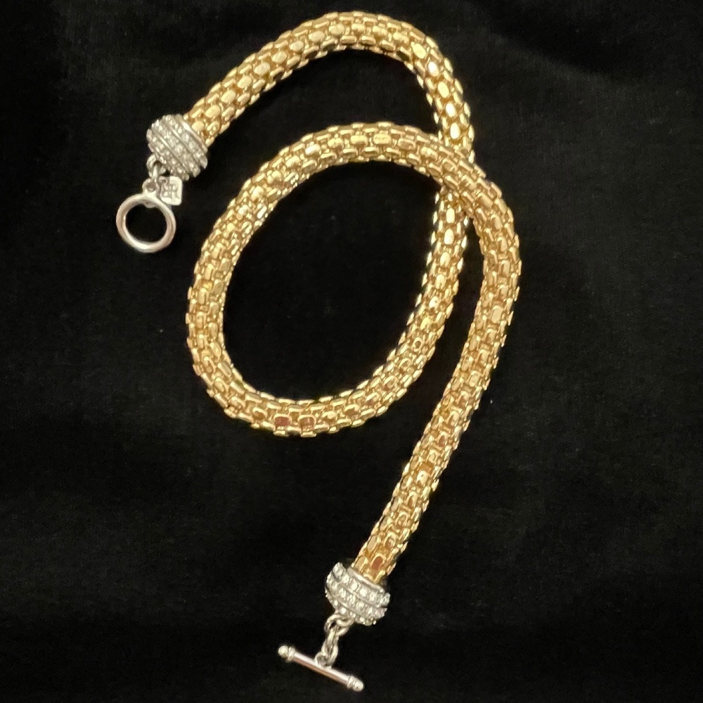 Banana Republic Gold Link Toggle Necklace with Gold Rhinestone End Caps 16” Long